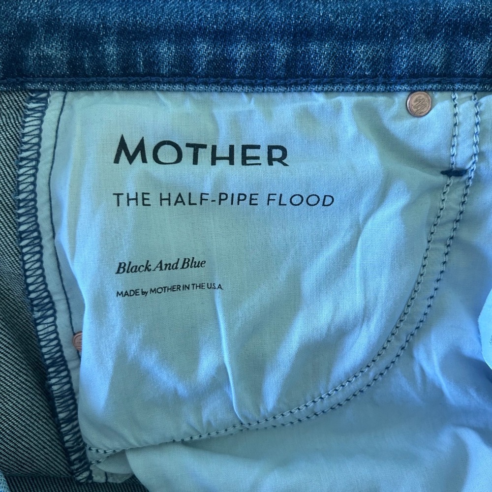 MOTHER Two-Tone Blue Cropped Wide Leg Jeans - Picture 7 of 11